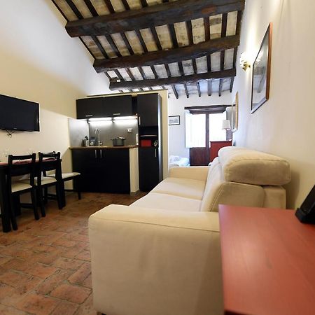 Grotte - Campo De' Fiori Apartment โรม ภายนอก รูปภาพ
