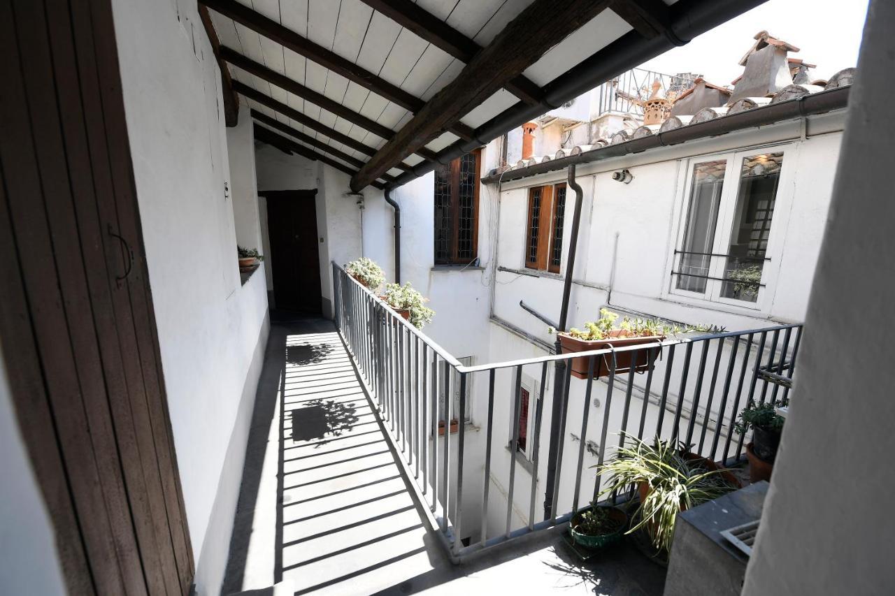 Grotte - Campo De' Fiori Apartment โรม ภายนอก รูปภาพ