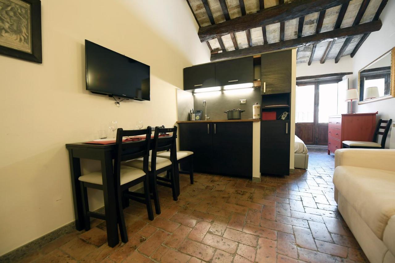 Grotte - Campo De' Fiori Apartment โรม ภายนอก รูปภาพ