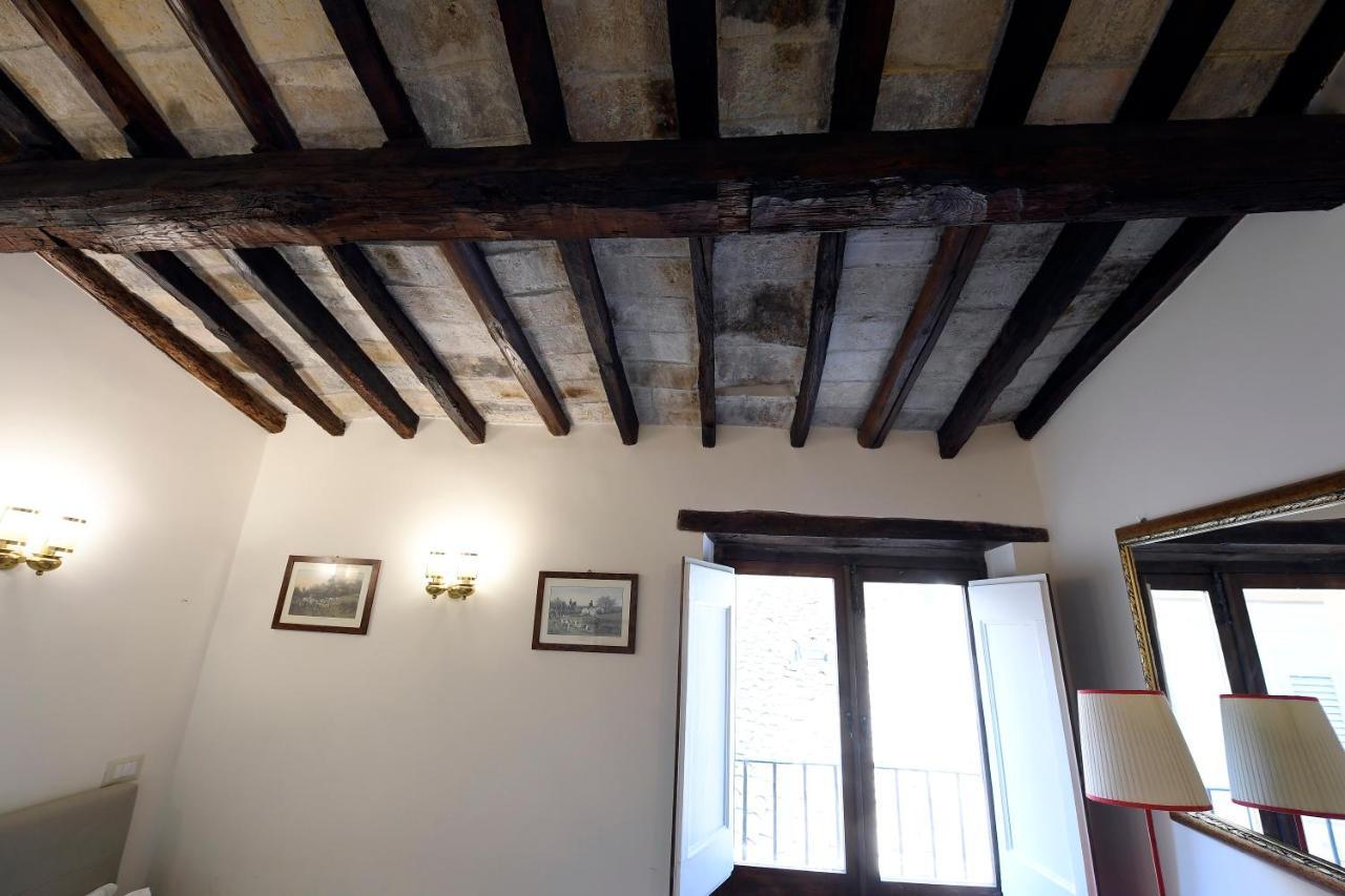 Grotte - Campo De' Fiori Apartment โรม ภายนอก รูปภาพ